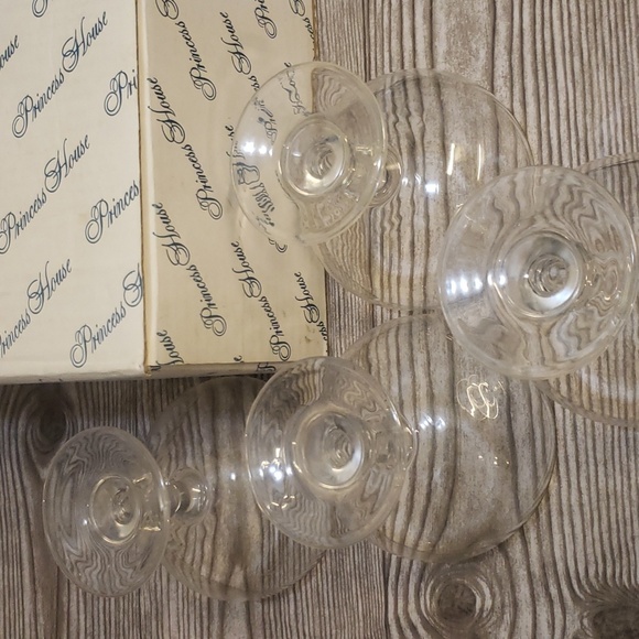 Princess house 4 dessert dishes in box - Picture 3 of 4